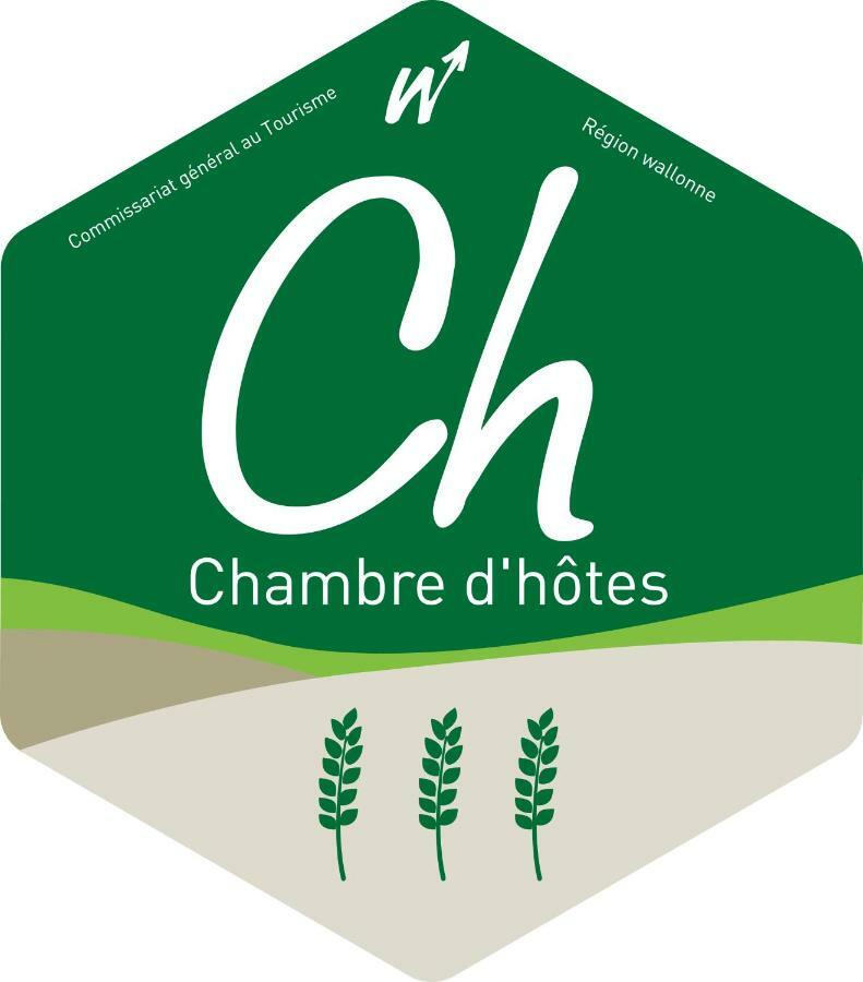 Entre Monts Et Collines B&B Et Spa En Option Buitenkant foto